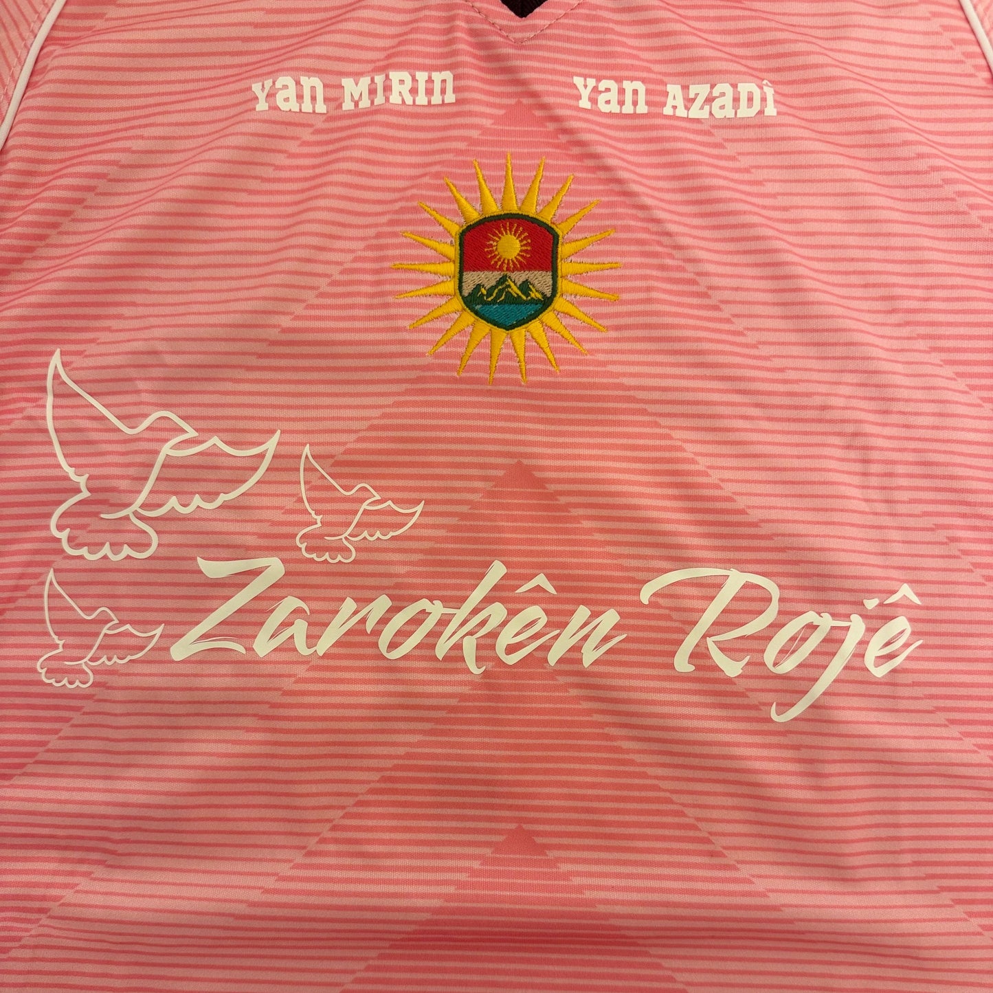 Zaroken Roje - Light Pink Edition